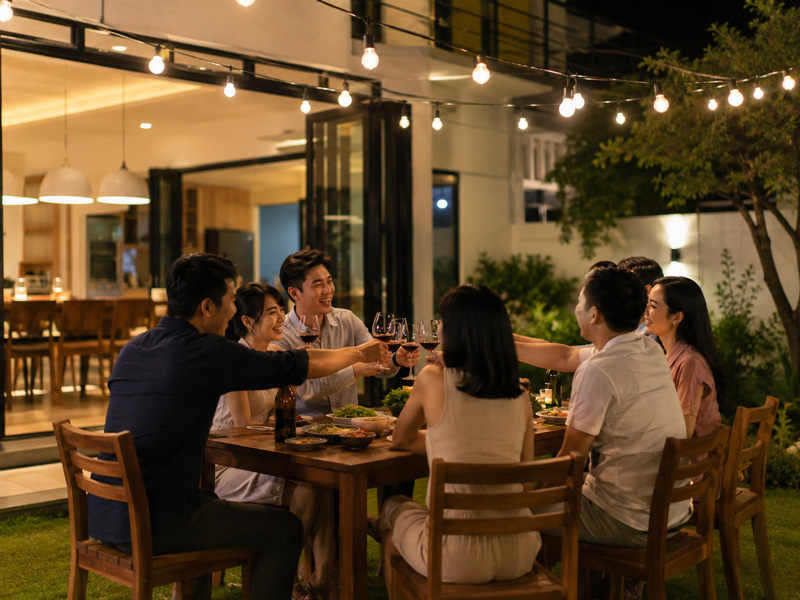 Cách tổ chức tiệc gia đình hạn chế ảnh hưởng xung quanh