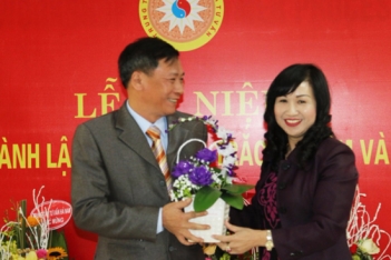 Chia sẻ