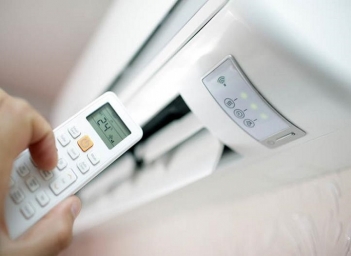 Tác giả Quách Chí Tuấn Nghiêm